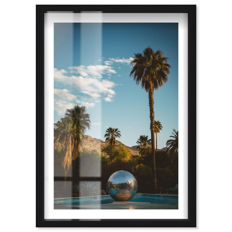 Boîte à ombre à motif de paillettes au sol par Notoriart, H 37 po x l 25 po, Noir