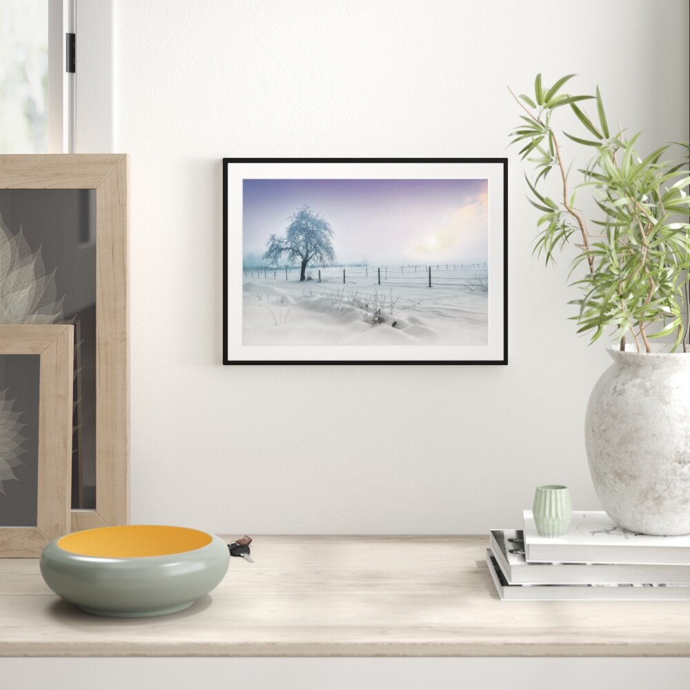 Baum in Winterlandschaft Gerahmtes Poster