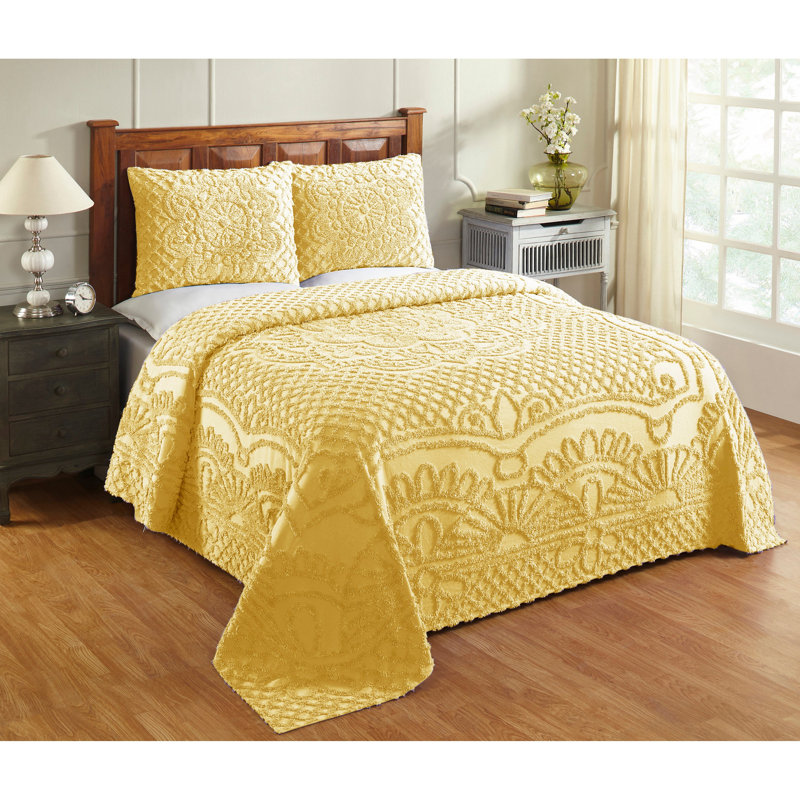Ensemble de couvre-lit en chenille de grande taille Trevor, ensemble de couvre-lit 100% coton avec 2 taies décoratives standard, literie traditionnelle héritage texturée, confort toutes saisons doux et respirant, certifié OEKO-TEX, jaune