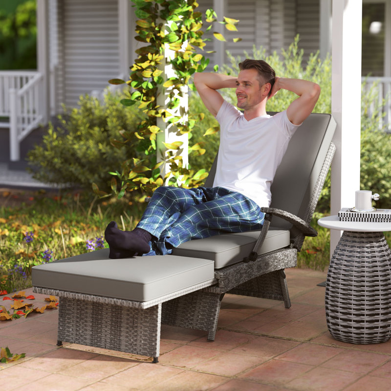 Single Chaise with Cushions, Grey/Grey