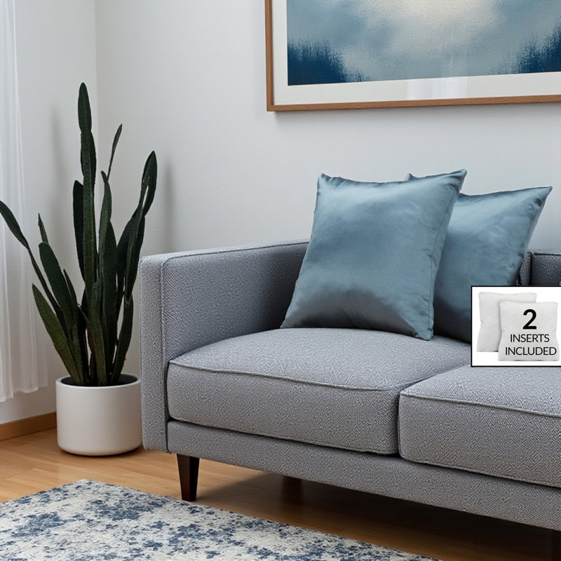 Coussin décoratif carré en tissu satiné 2 pièces Larese, H 17,75 po x l 17,75 po x P 5,77 po Larese