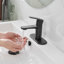 Robinet de salle de bains monotrou avec ensemble de drainage-87196524