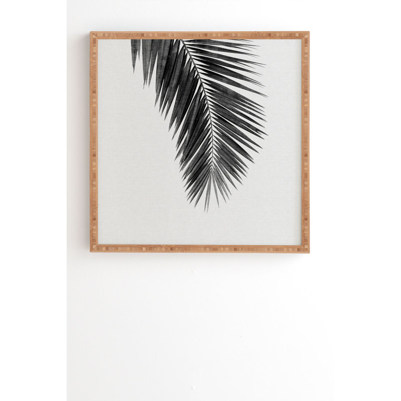 «Palm Leaf Black and White I» - reproduction, H 20 po x l 20 po x P 2 po, Armature en bambou, Pas de tapis