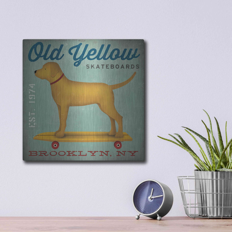 «Golden Dog On Skateboard» par Ryan Fowler, H 12 po x l 12 po