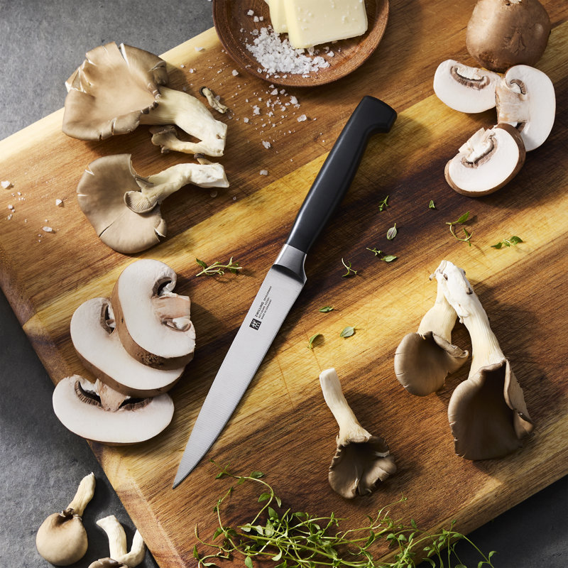ZWILLING Four  Star 5-Inch Utility Knife