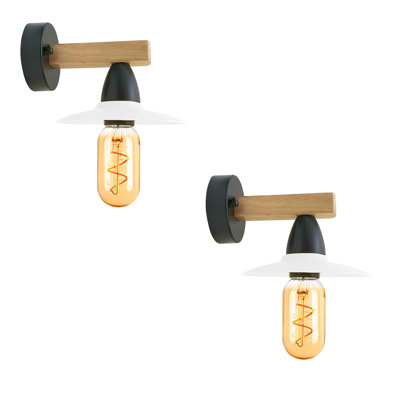 Doegolia Armed Sconce
