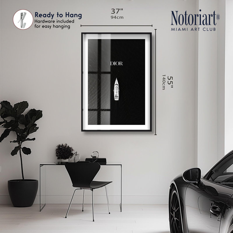 «Glam Dive Shadowbox» par Notoriart, H 55 po x l 37 po, Noir