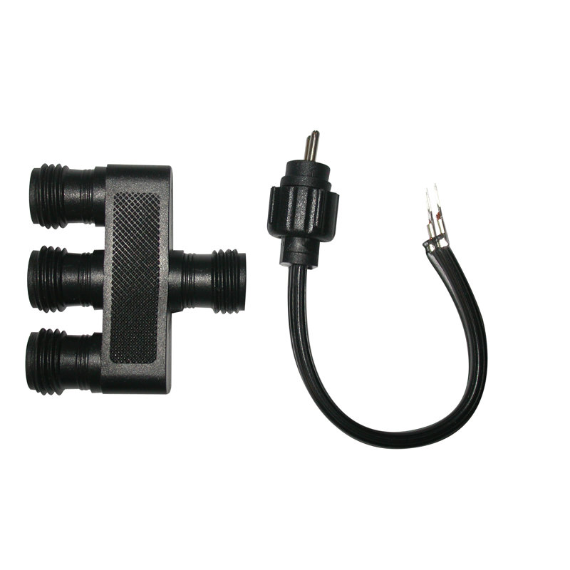 Connecteur à 3 voies avec cordon de raccordement de 7 po