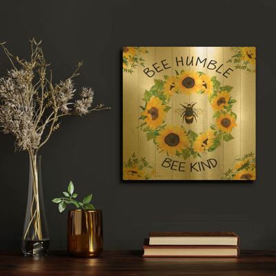 «Bee Humble» par Jean Plout, art mural en métal doré, 12 po x 12 po