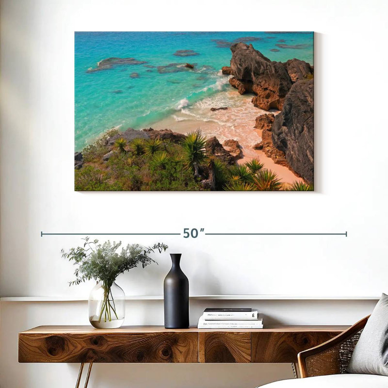Bermuda Cove Avajane, 26" H x 39" W