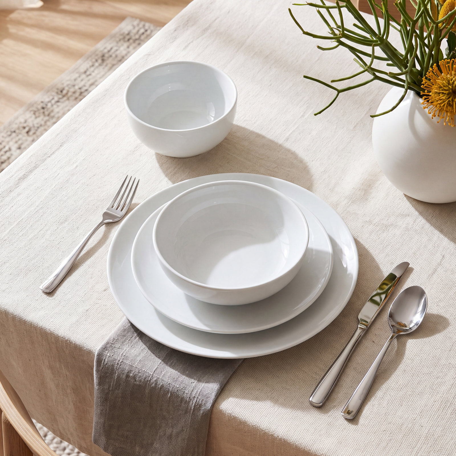 Essential 16 Piece Dinnerware Set
