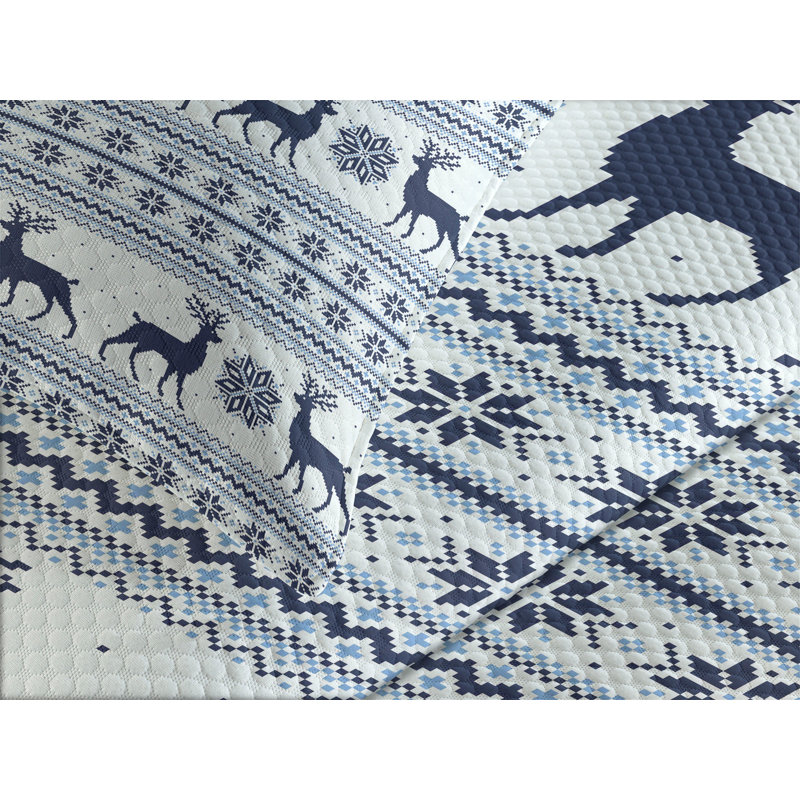 Nordic Blue and White Quilted Queen Bedspread Set