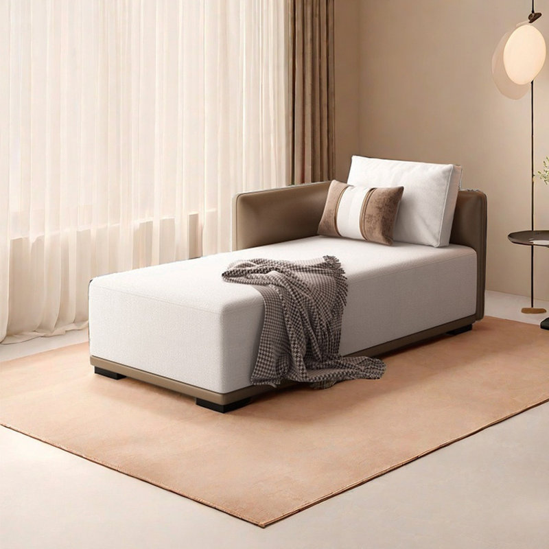 Singh, Beige, Orienté à droite