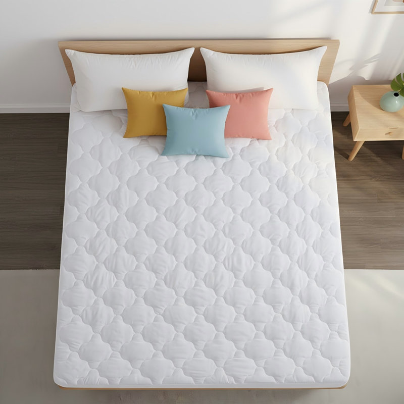 Protège-matelas Lucky Clover avec jupe profonde, Très grand