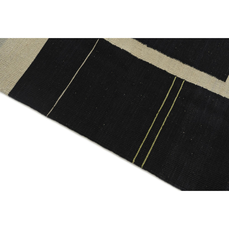 Tapis noir 4x6 Petrella