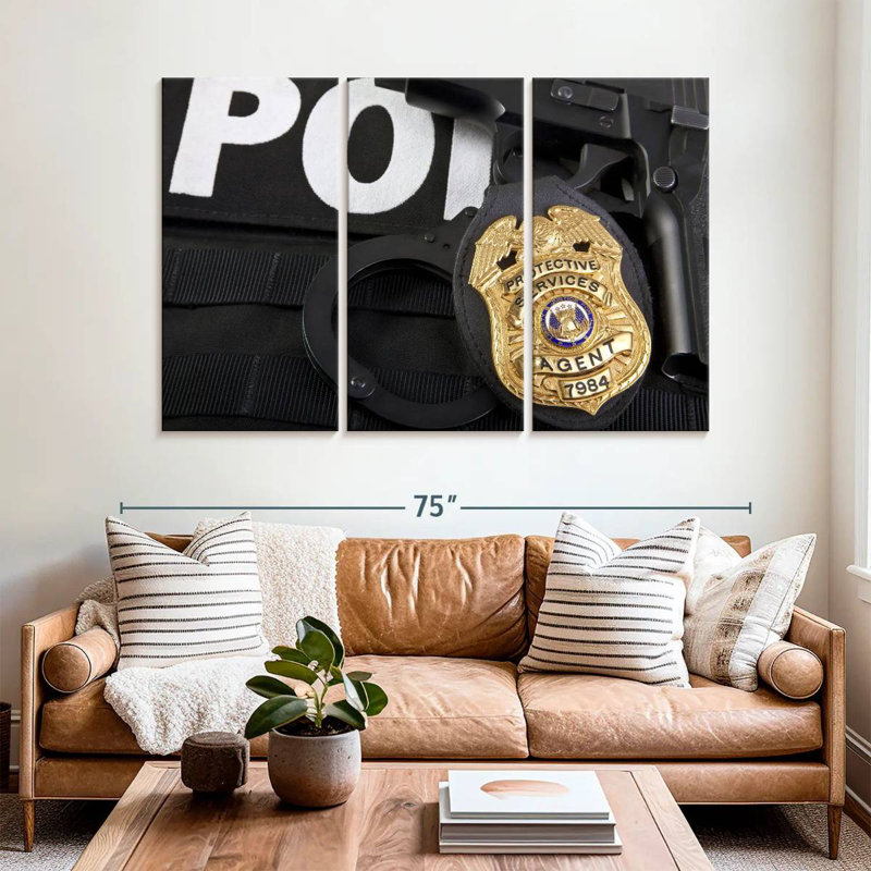 Chose de la police d'Alcaraz, H 42 po x l 65 po
