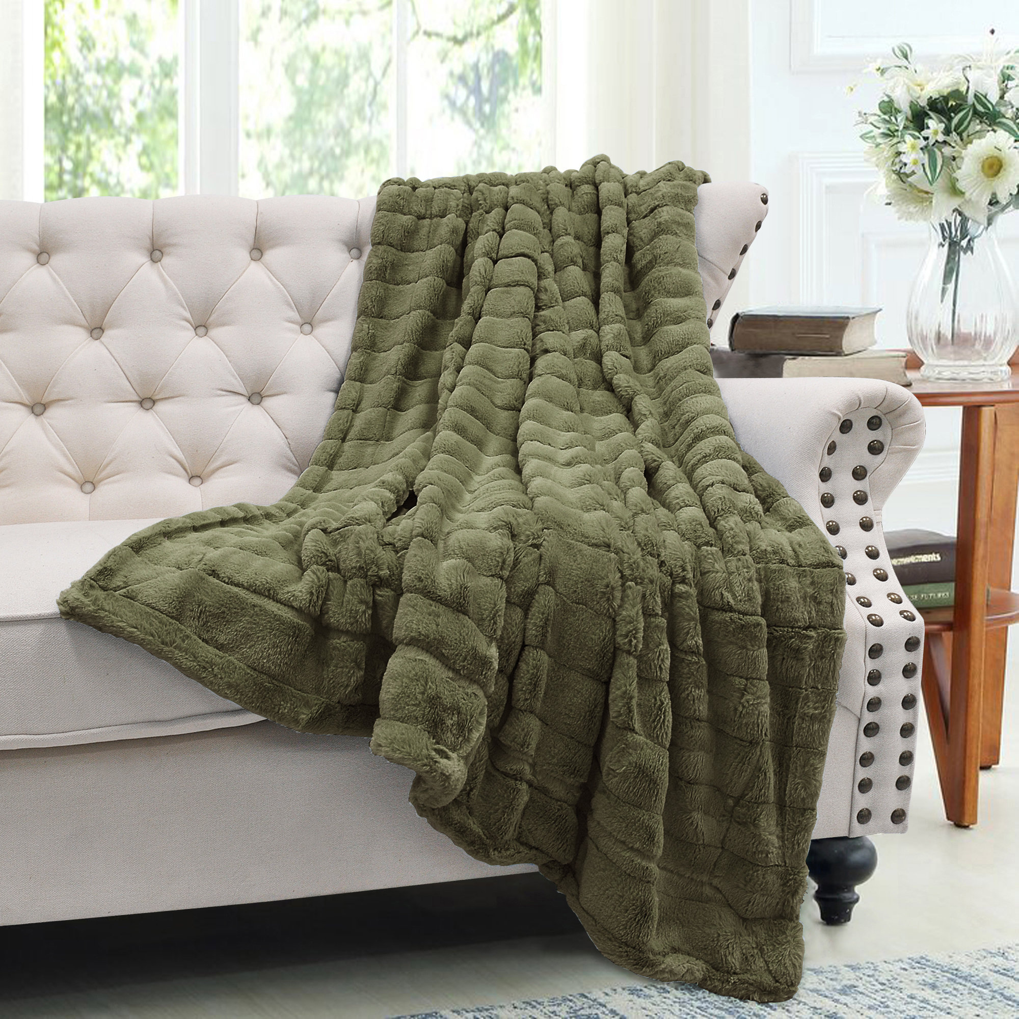 Home Soft Things Super Mink Throw Blanket