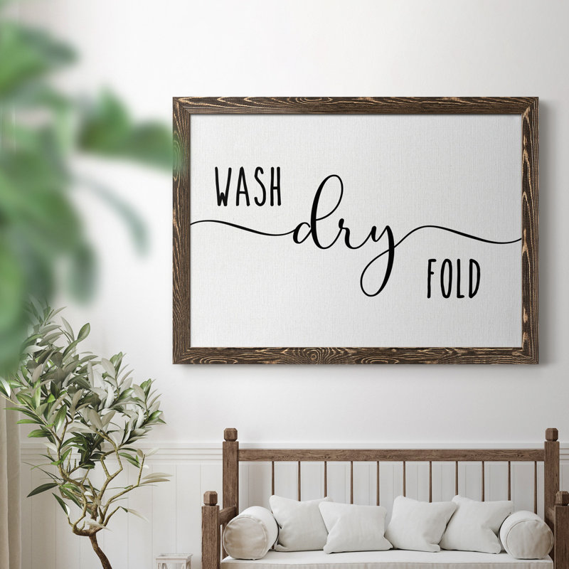 «Wash Dry Fold», art textuel sur toile, Noyer, H 37,5 po x l 27,5 po x P 1,5 po