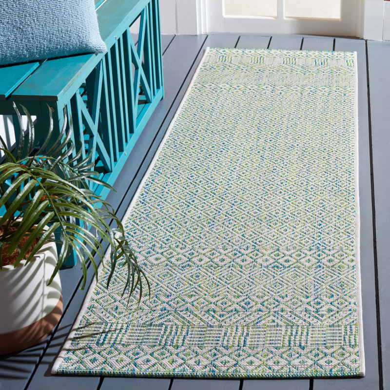 Elio Geometric Green Indoor/Outdoor Area Rug, Rectangle 2'3" x 5'