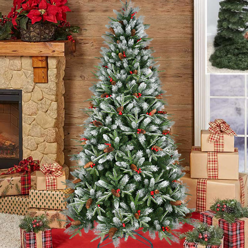 Arbre de Noël avec baies rouges et pommes de pin, branches en PE + PVC enneigées, support en métal robuste - Décoration d'arbre de Noël naturelle