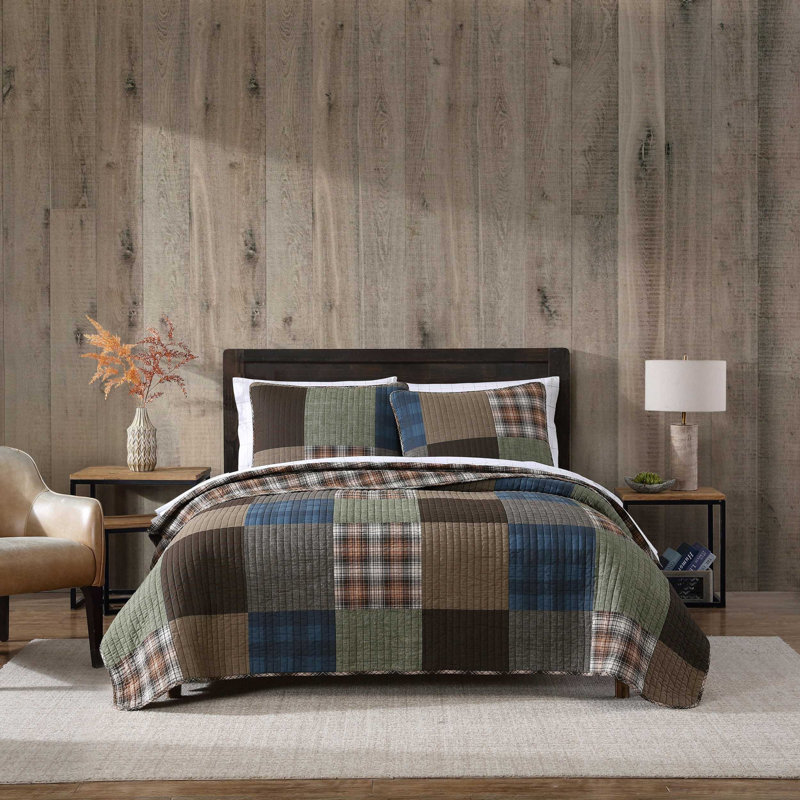 Eddie Bauer Classic Patchwork Green Cotton Reversible Quilt Set, King Quilt + 2 King Shams