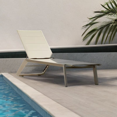 Breathable Lightweight Outdoor Recliner Outdoor Chaise Lounge