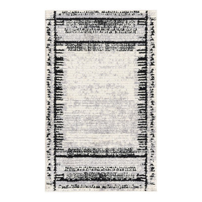 Ethelyn Indoor Rug