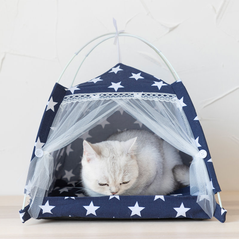 Benniefield Geometric Canvas Tent Pet Bed