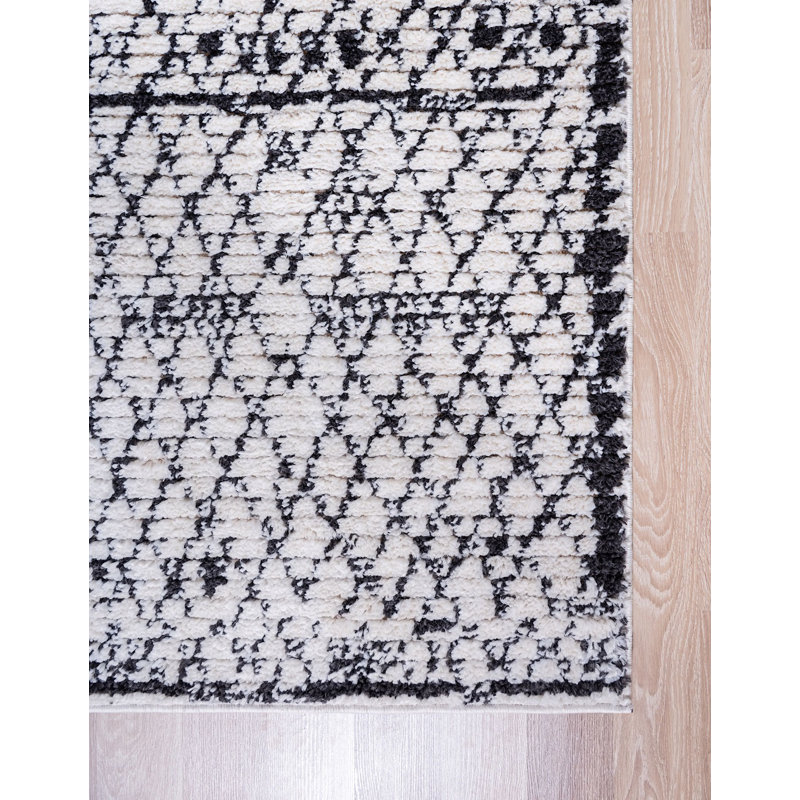 Victorville Abstract Indoor Rug, Rectangle 4' x 6'