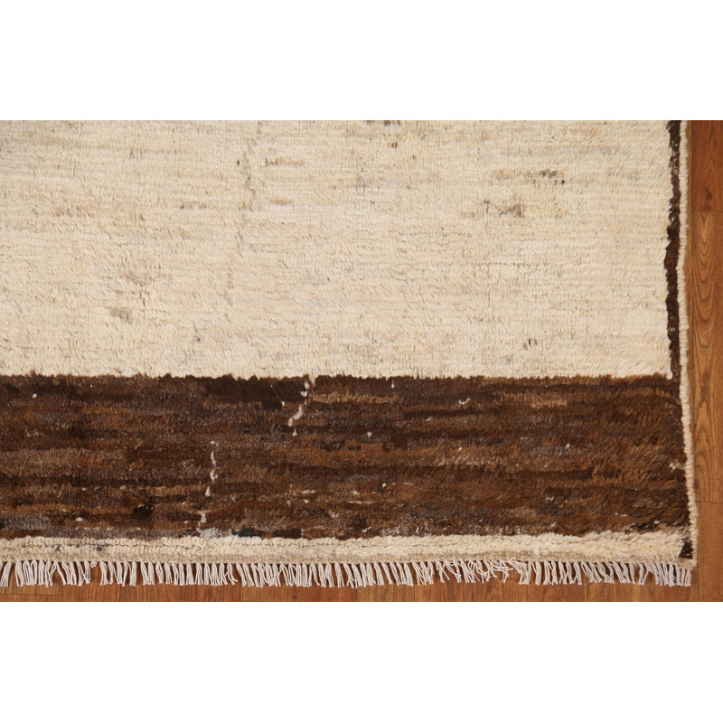 Tapis marocain ivoire à motif géométrique noué à la main 6 x 9