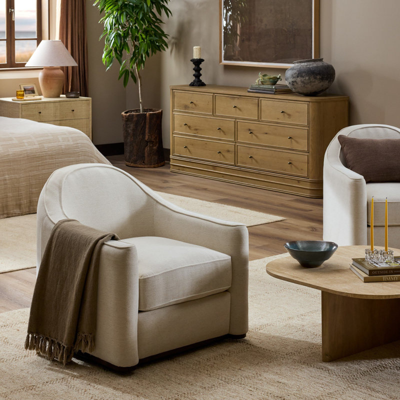 Chella Chair
