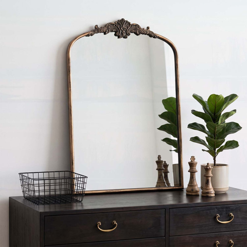 Miroir mural antique français arqué 24 po x 36 po, noir et doré pour chambre à coucher et vestibule élégants