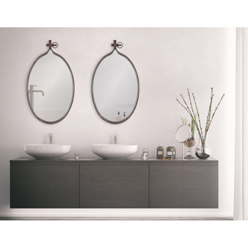 Miroir d'appoint Ristaino, gris, 37 po x 30 po