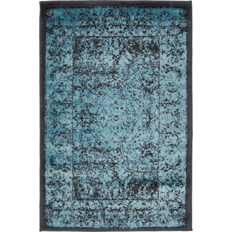 Yareli Oriental Indoor Rug