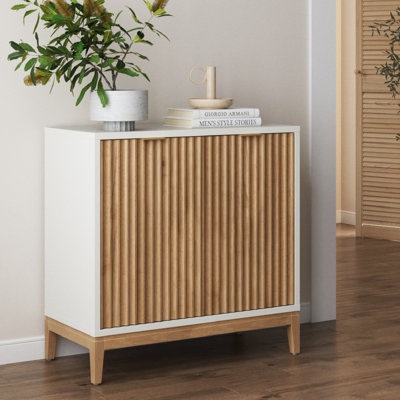 Buffet décoratif en bois
