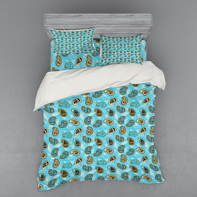 Traditional Paisley Duvet Cover, Queen Duvet Cover + 3 Additional Pieces