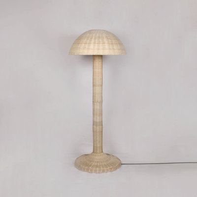 Lampe sur pied en rotin naturel