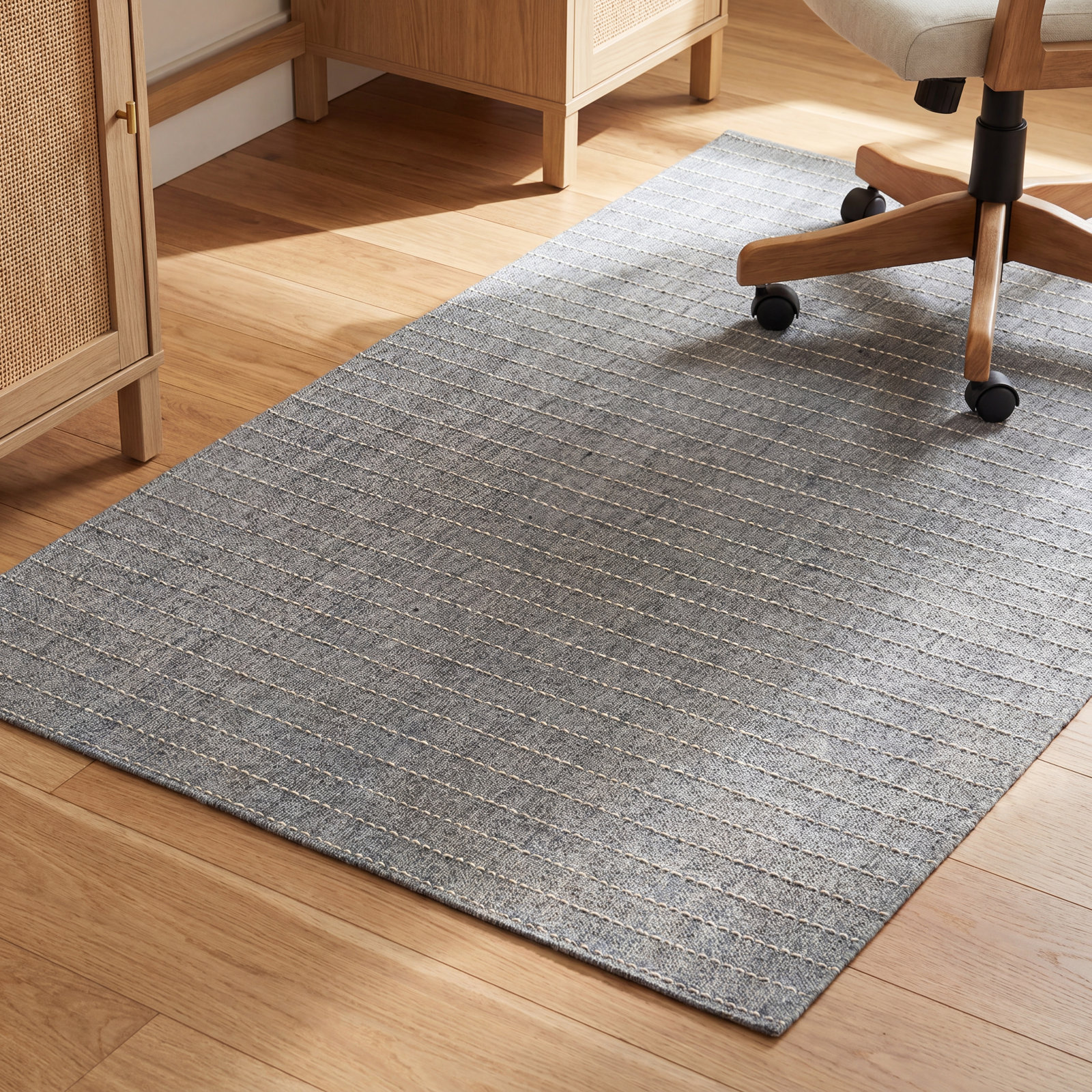 Amita Handmade Hand Loomed Gray/Begie/Blue Rug, Rectangle 3'6" x 5'6"
