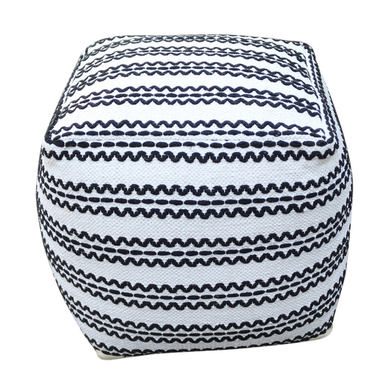 Pouf en tissu fabriqué à la main