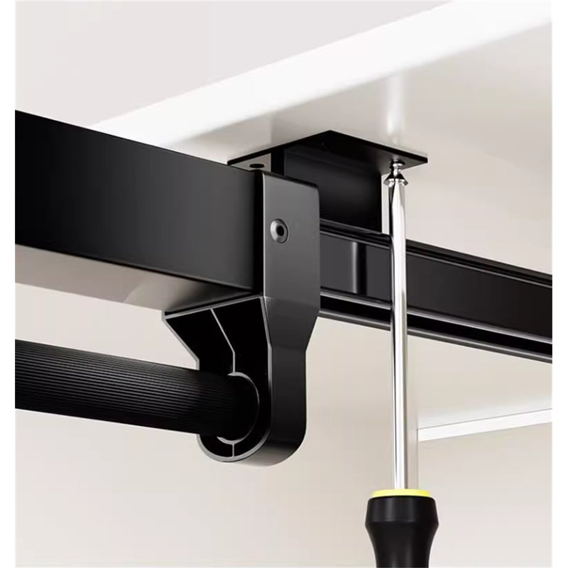 Porte-pantalons rétractable en aluminium, H 4,33 po x l 11,81 po x P 21,85 po