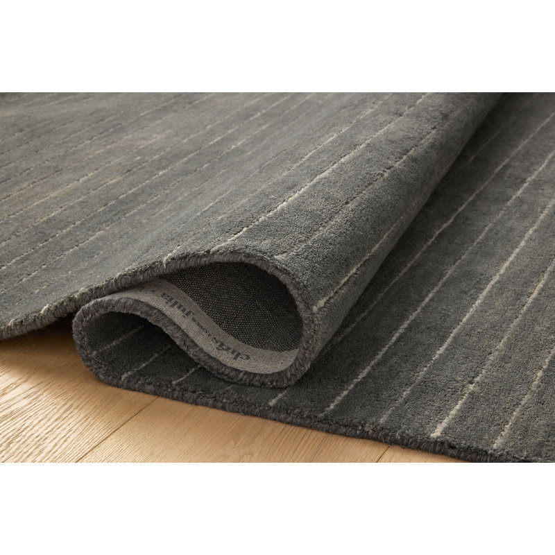 Tapis Chris Loves Julia x Loloi Henry, Rectangle 2 pi 3 po x 3 pi 9 po, Gris anthracite / ivoire