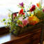 Arrangement floral de fleurs en métal galvanisé, tulipe mélangée, ensemble de centre de table en bois d’eucalyptus Protea & eucalyptus
