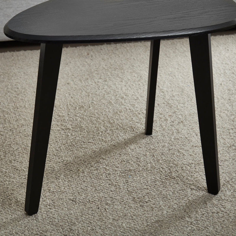 Ensemble de 2 tables basses gigognes triangulaires 2 pièces, table d'appoint en placage de bois, peu encombrant pour le salon et la chambre à coucher - Noyer clair, naturel et noir