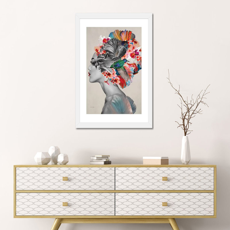 Aretha - par Ana Paula Hoppe, impression, H 24 po x l 16 po x P 1 po, Papier encadré blanc, Blanc