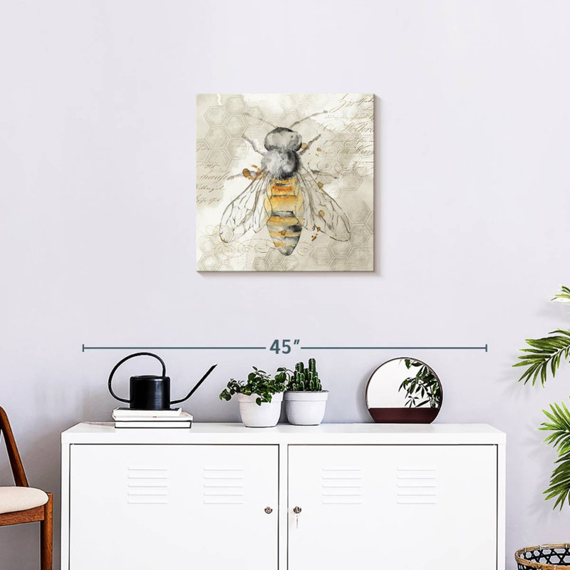 Brampt Queen Bee I, 20" H x 20" W