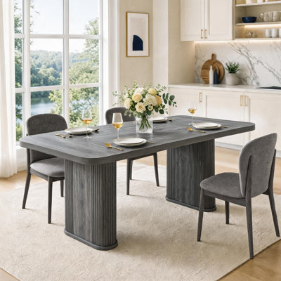Grande table à manger rectangulaire de 157 cm (62 po) pour 6 à 8 personnes – Pied central robuste, design ajouré – Chêne gris