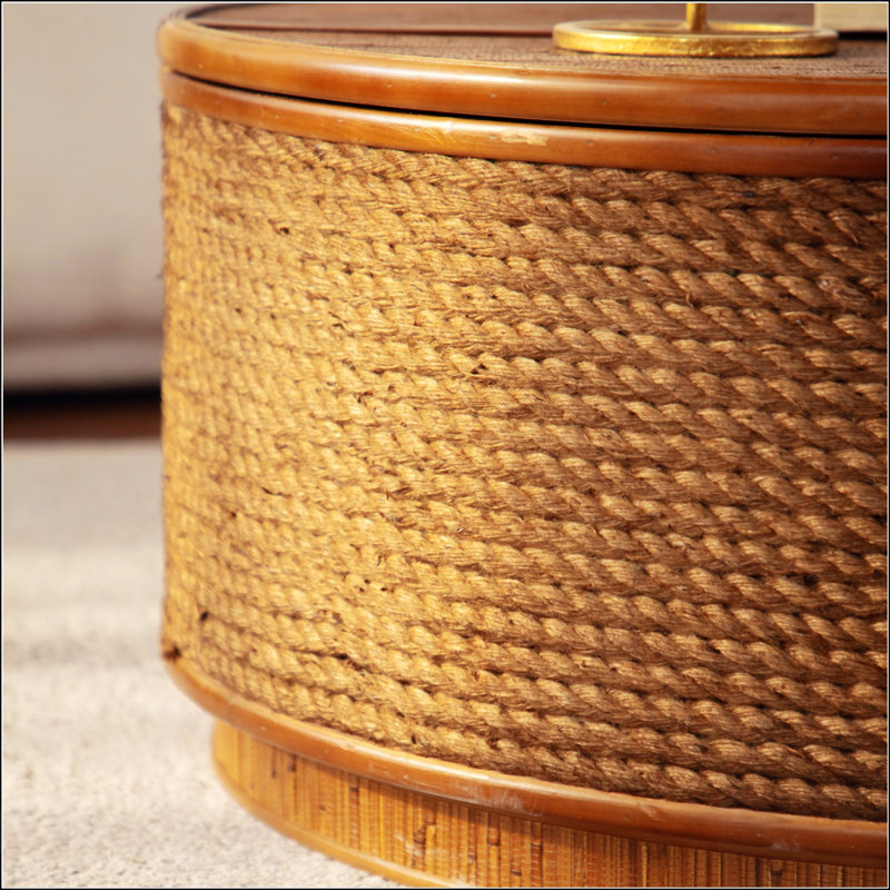 Table basse ronde en rotin avec rangement amovible, garniture en corde de chanvre tissée à la main, style boho-chic, parfaite pour les salons confortables et les espaces compacts