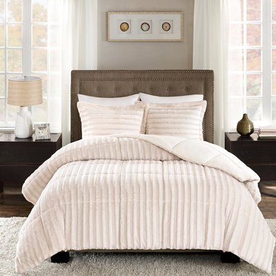 Édredon en fausse fourrure pour lit double / grand lit Graceful