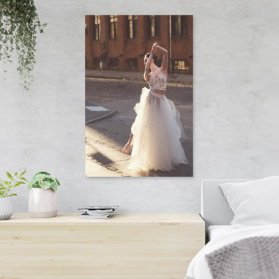 "Women 's White Floral Swordseart Dress Dancing" - 1 pièce, impression d'art graphique rectangulaire sur toile tendue