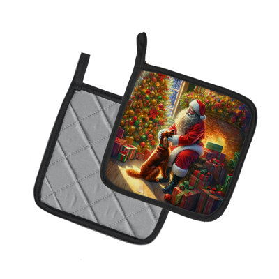 Caroline's Treasures Moments With Santa Polyester Potholder Set
